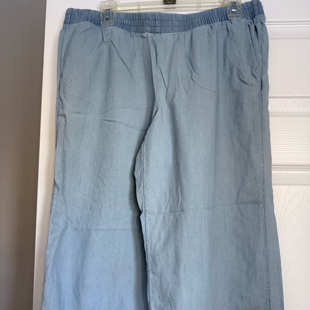 J Jill Lightweight Tencel Blend Denim Cropped Pant M